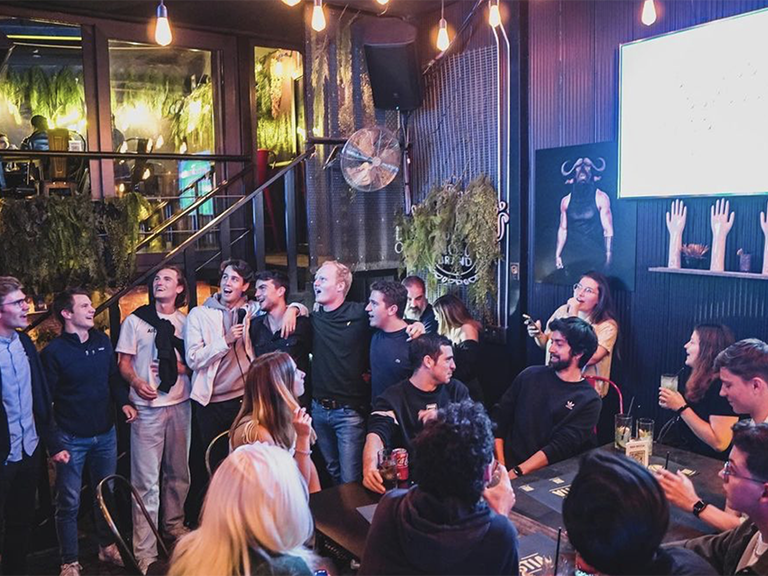 tours and travel in chile, Noche de karaoke - 0