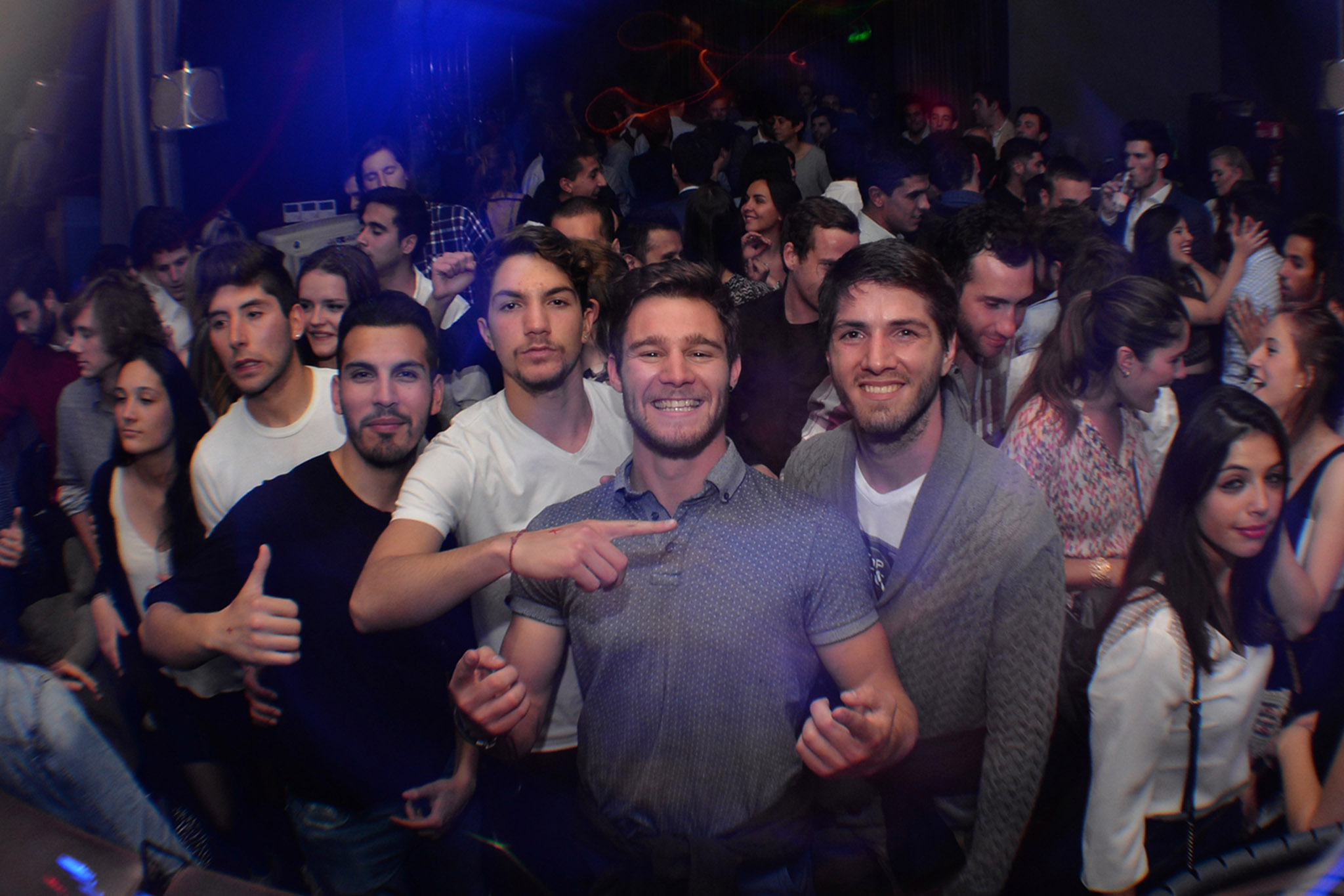 exchange students parties in santiago, Meeting Electronic - 6