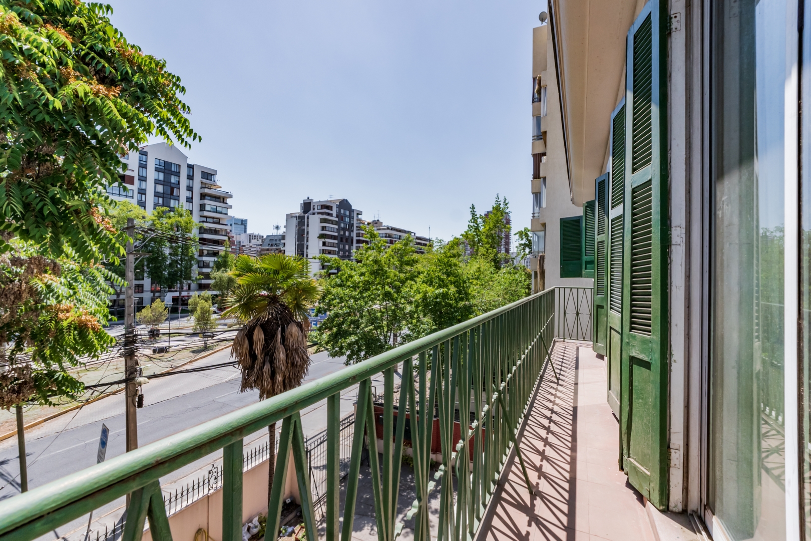 tours and travel in chile, Apartment Escuela Militar - 2