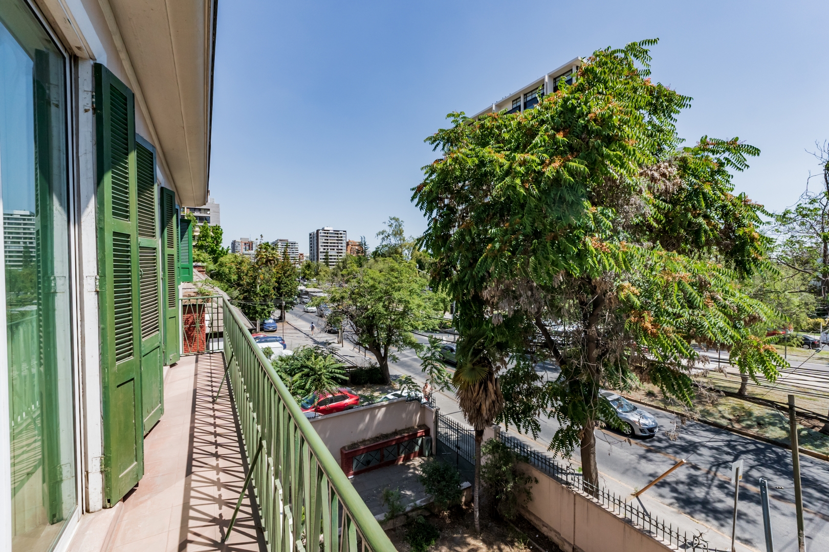 tours and travel in chile, Apartment Escuela Militar - 3