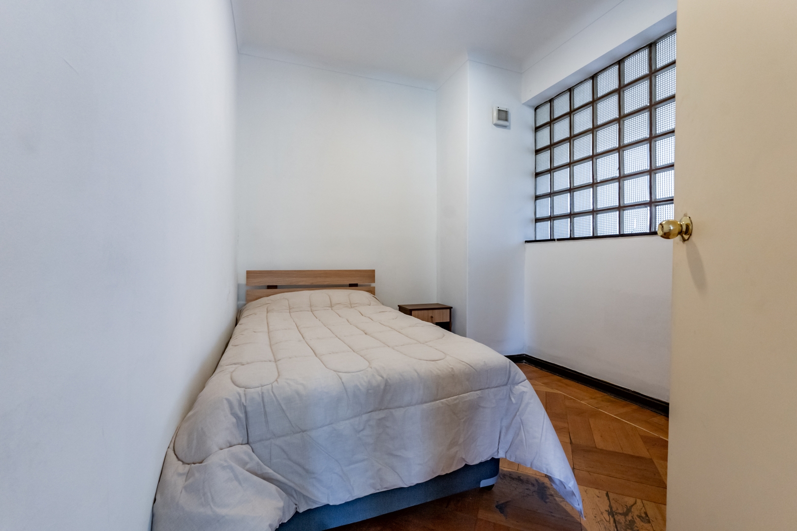 tours and travel in chile, Apartment Escuela Militar - 11